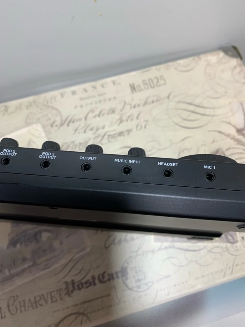 Maono Maonocaster Lite AU-AM200 Podcast Console